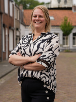 Annabel van Voren AA