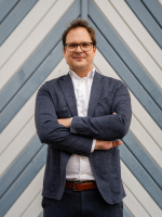 Niels Pyfferoen RA MSc EMA